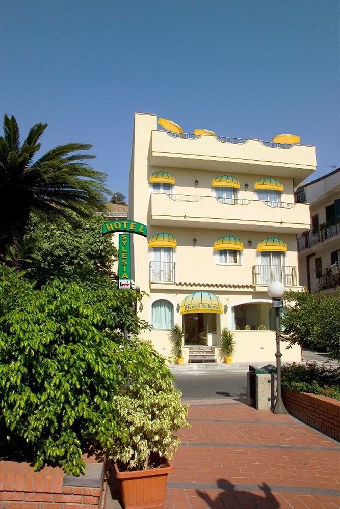 Sylesia Hotel 3*